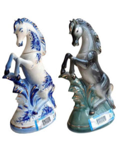 Rượu con ngựa Nga bằng sứ 2026 500ml