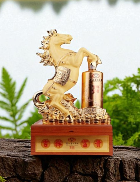 ruou-con-ngua-cat-tuong-phu-quy